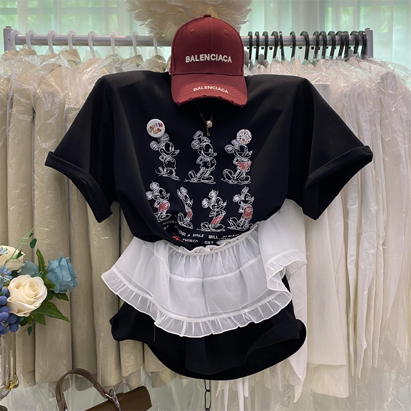 简笔趣味宽松圆领垫肩短袖T恤女