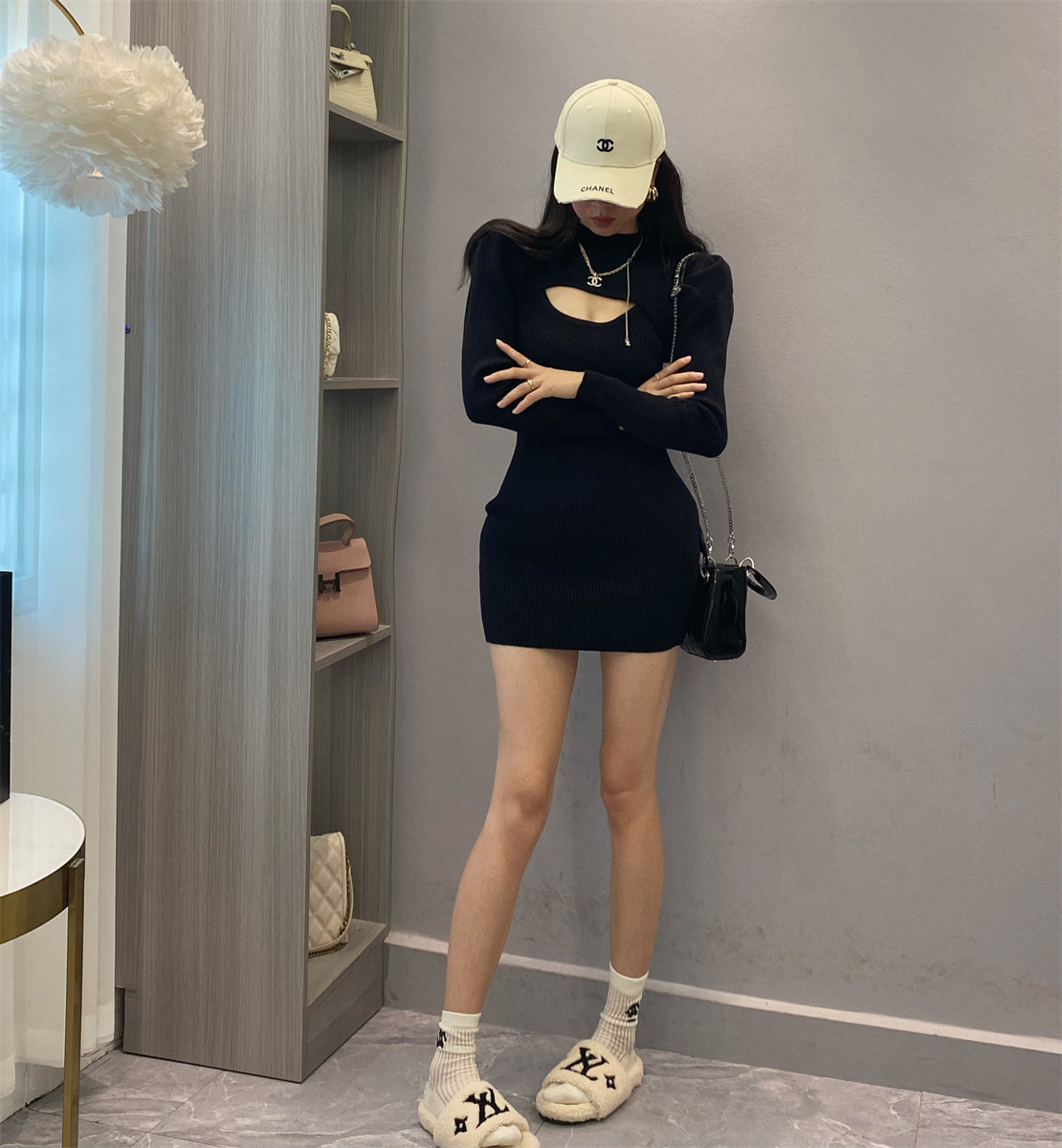 温柔风气质收腰显瘦针织连衣裙洋气吊带裙子罩衫镂空假两件套套装