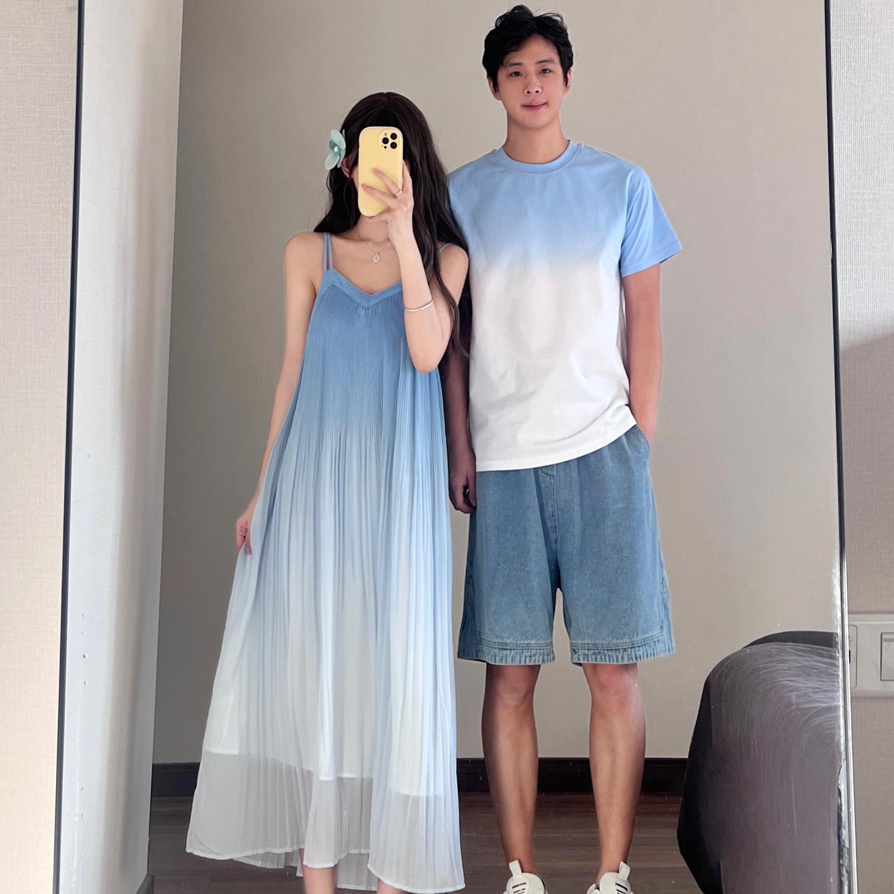 情侣装夏季短袖T恤男女海边度假风渐变吊带连衣裙法式无袖长裙子