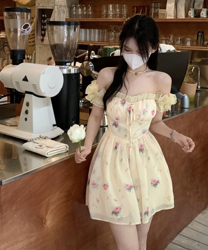 Real shooting of real price rose - Summer tender yellow one shoulder Floral Dress