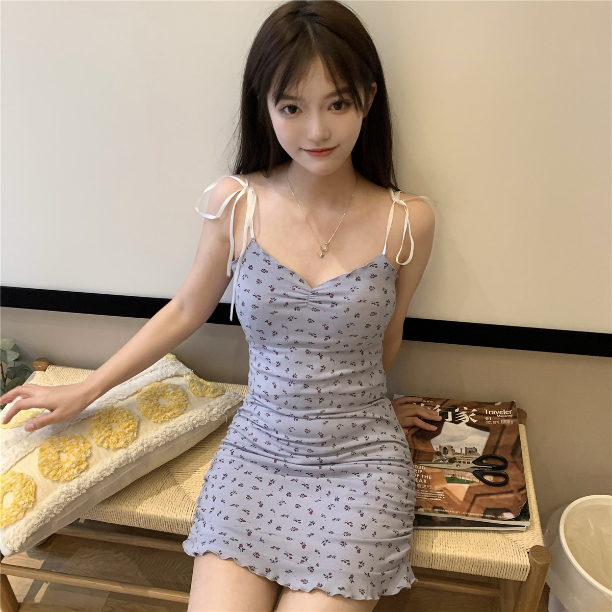 Real price real Spice Girl lace bandage cardigan + lace up floral suspender dress