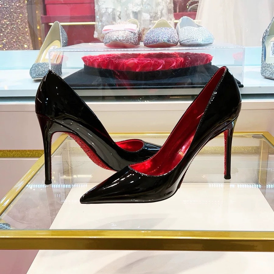 水钻红底高跟鞋女细跟黑色漆皮性感尖头浅口女士气质职业绝美单鞋