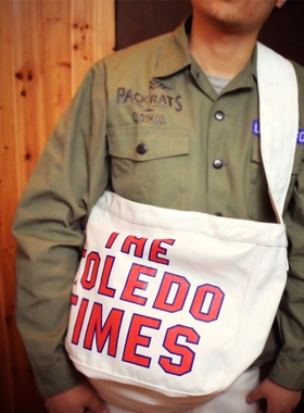 #PACKRATS休闲美式复古大容量帆布单肩斜跨包白