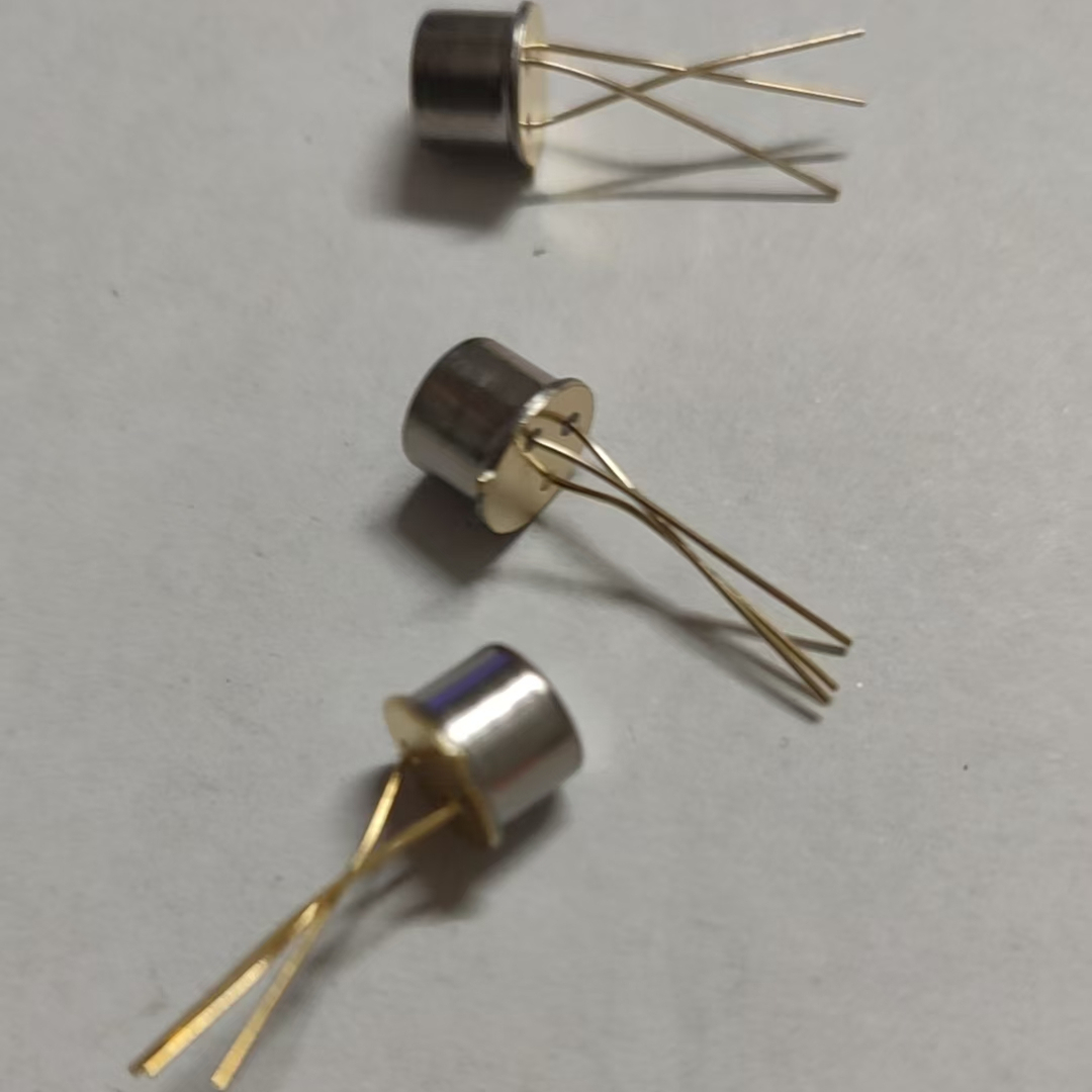 包邮 3DG12 3DG12D TO-39直插封装 三极管 小铁帽