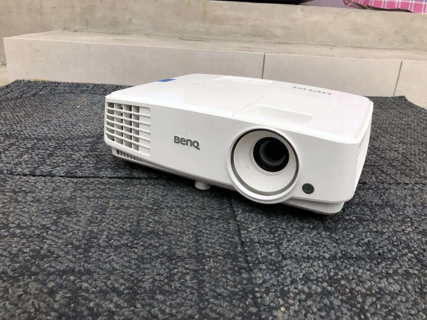 二手明基MS524高清智能办公家用3D无线投屏wifi短焦投影机