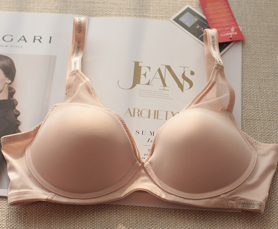 包邮春夏新 出口原单内衣 白色肤色光面聚拢侧收无钢圈文胸单件