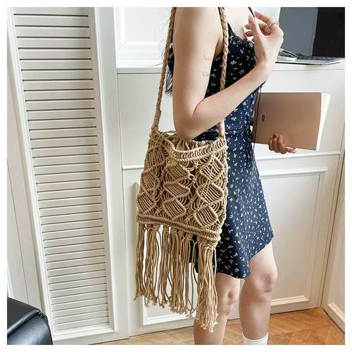 春季新款波西米亚镂空流苏斜挎包