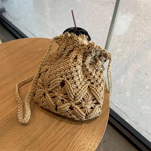 水桶包抽带单肩包日韩斜挎包纯色编织2021夏季 沙滩包