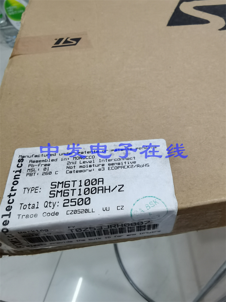 SM6T100A抑制二极管 600W 100A SMB DO214丝印FY