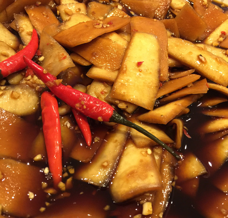 广西酸嘢泡萝卜皮酱萝卜皮陈醋萝卜皮现做新鲜爽脆罗姨酸味