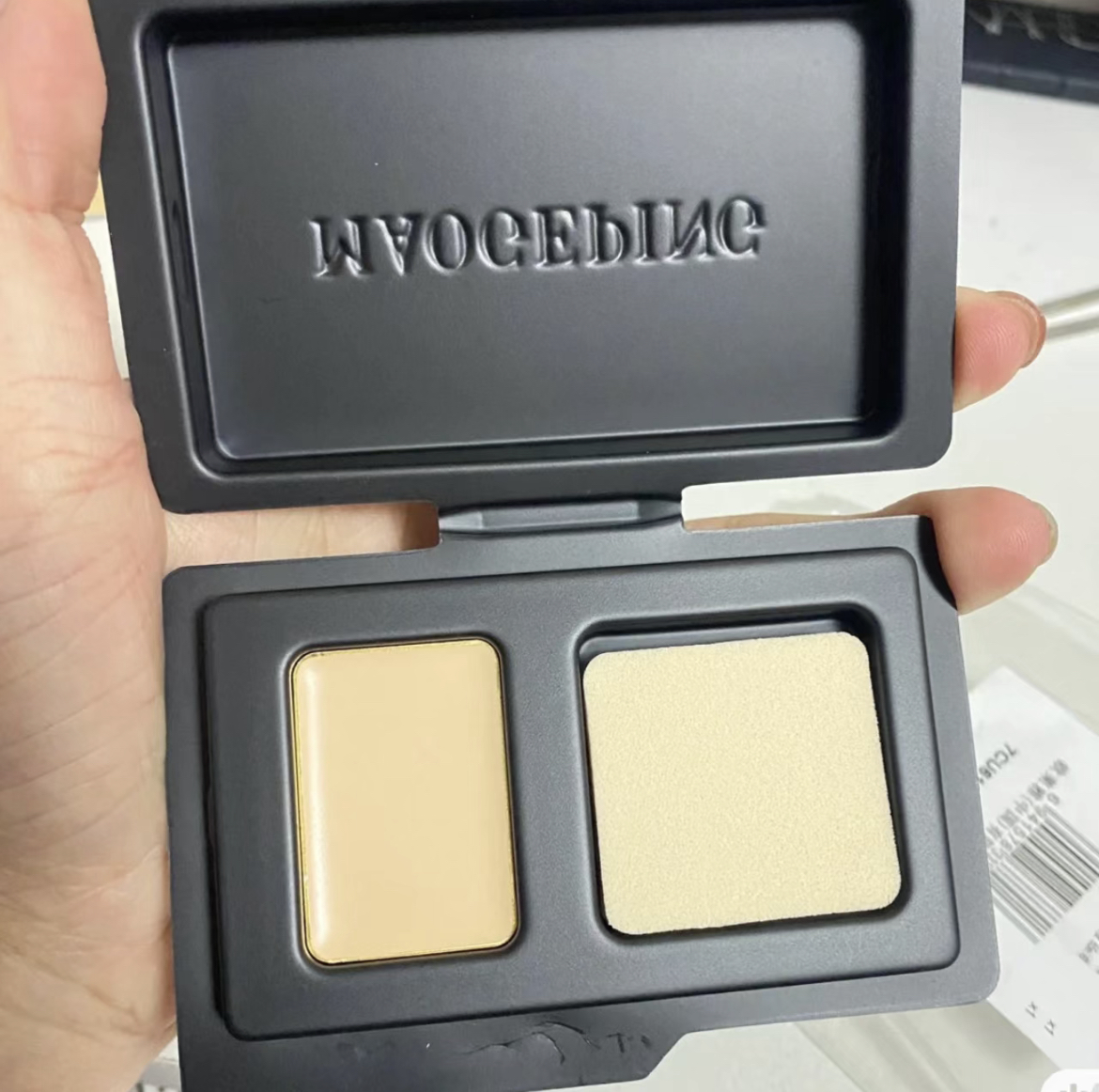 毛戈平高光膏立体五官