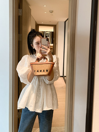 时髦绣花娃娃衫孕妇装