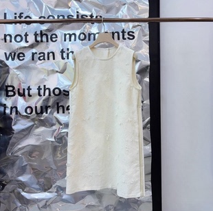 播连衣裙2026春季BDT1LD1201新款小香风洋气圆领无袖裙子入夜萤火