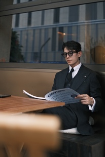 SEEKMITED秋冬法兰绒深灰色西服半麻衬西装枪驳领羊毛单排扣单西