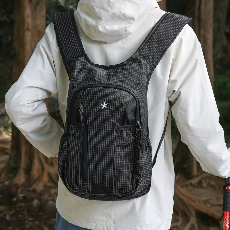 果味少女新款户外徒步双肩包男登山运动女学生旅游专业书包旅行包