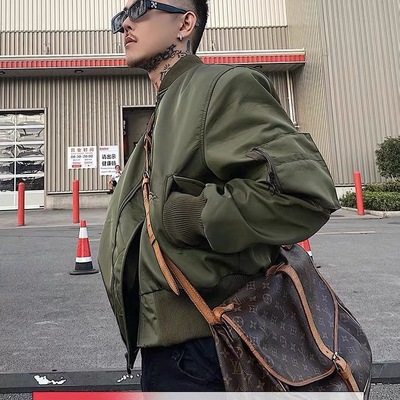 潮牌棒球领秋冬宽松街拍