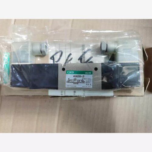 议价商品 CKD电磁阀4KA330-LS，全新正品！！