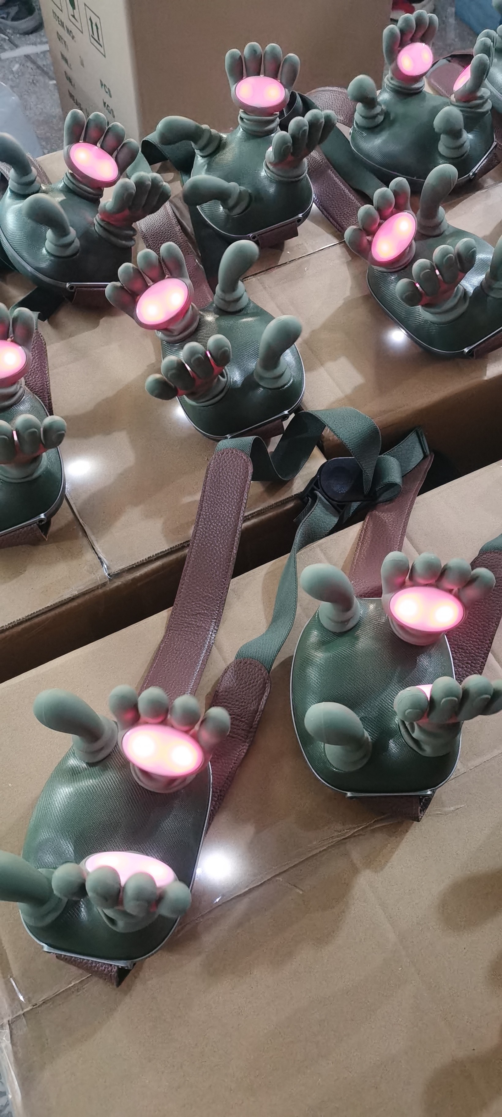 真人手感颈部按摩仪缓解疲劳手持电动按摩器颈椎按摩器生日礼老人,个人护理/保健/按摩器材,颈椎按摩器/枕,淘宝优惠券,粉丝福利购,淘宝优惠卷