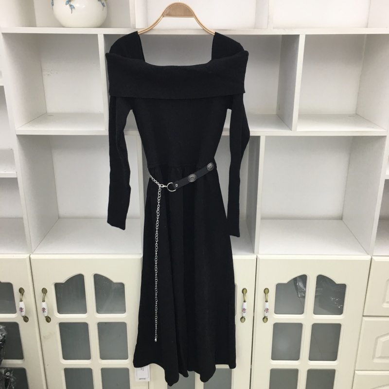 一字领长袖毛线针织连衣裙收腰显瘦毛衣裙毛呢中长款过膝裙子气质