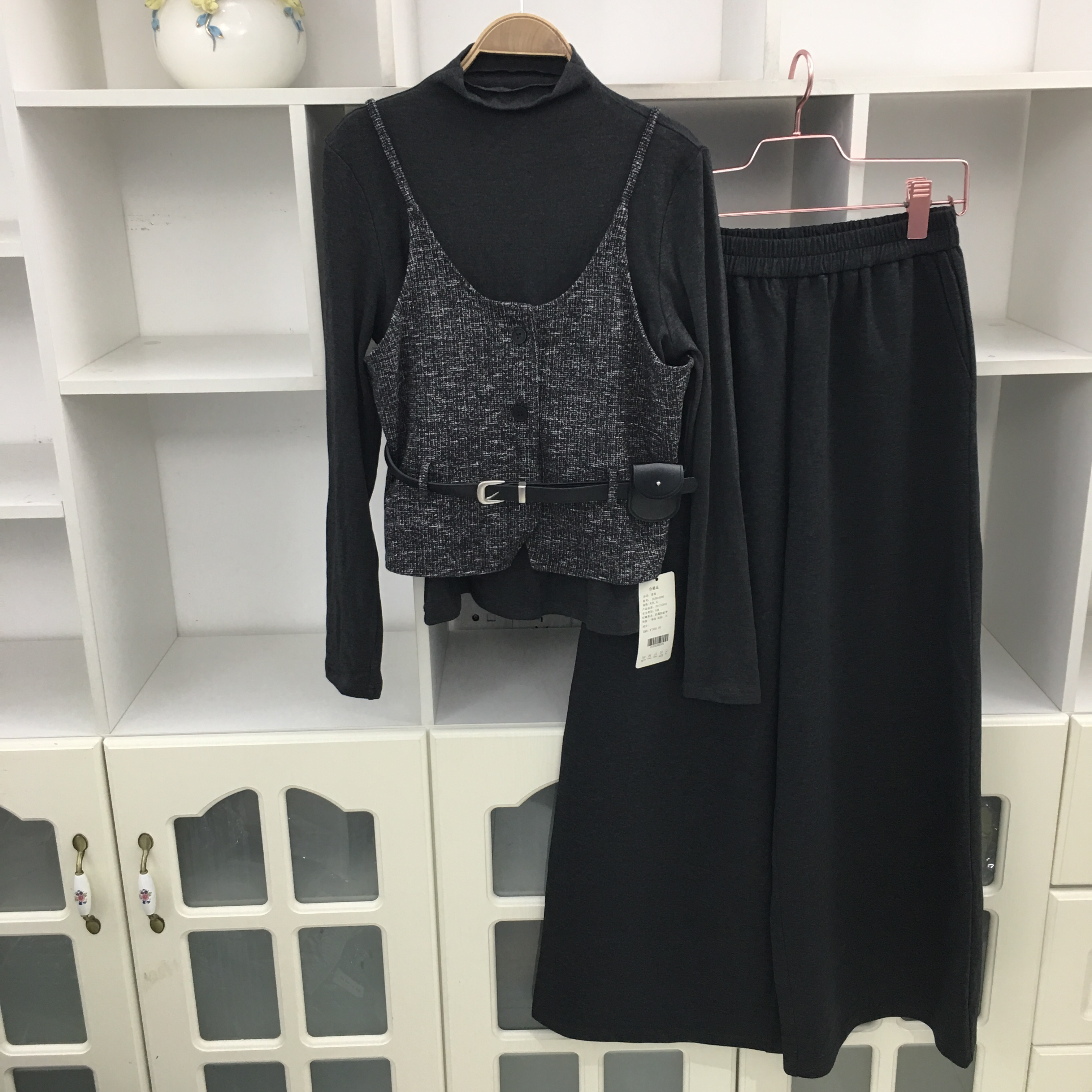 毛呢马甲马夹短外套+毛呢阔腿裤