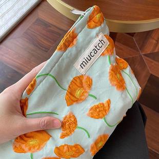 新疆 美摘海芋花撞色化妆包凹凸质感双层提花内胆包大容量帆布 包邮