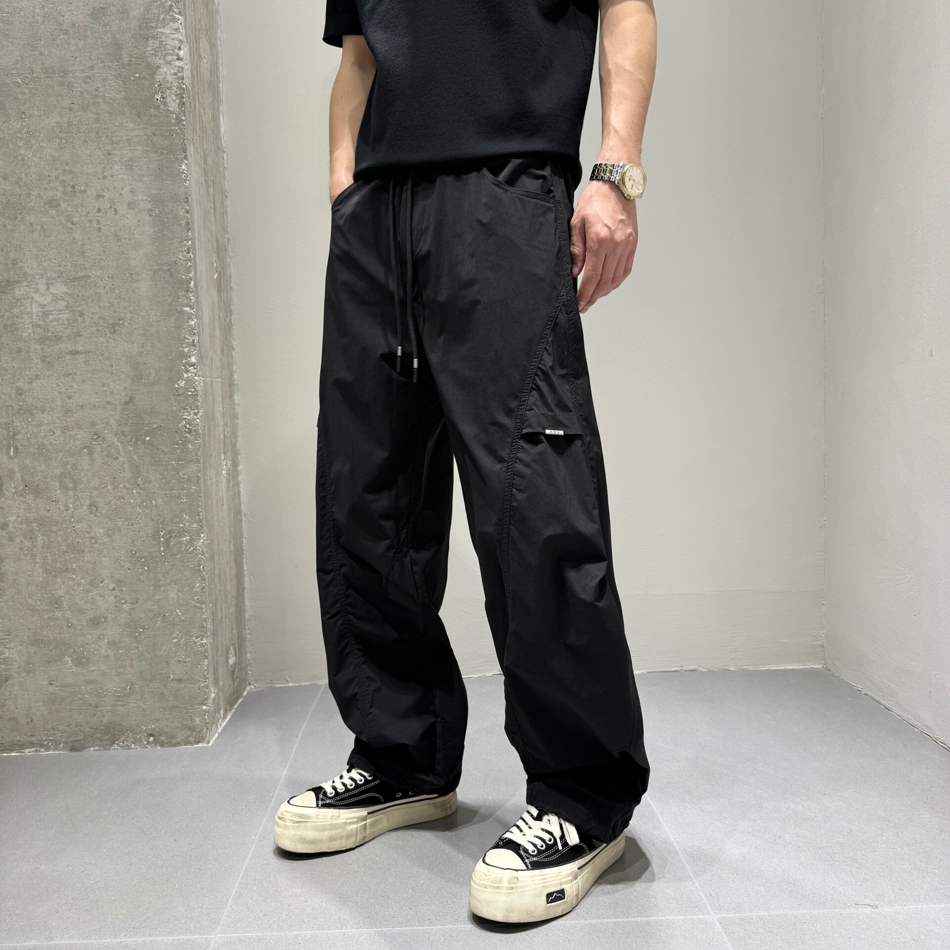山系户外工装伞兵休闲裤子男夏季薄款透气速干宽松立裁弯刀阔腿裤
