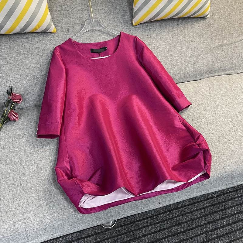 甜美百搭常规光泽上衣