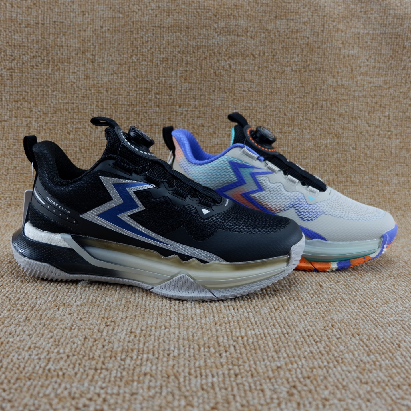 实体男大童鞋春秋款网面透气运动鞋39-43码青少年轻便防滑休闲鞋