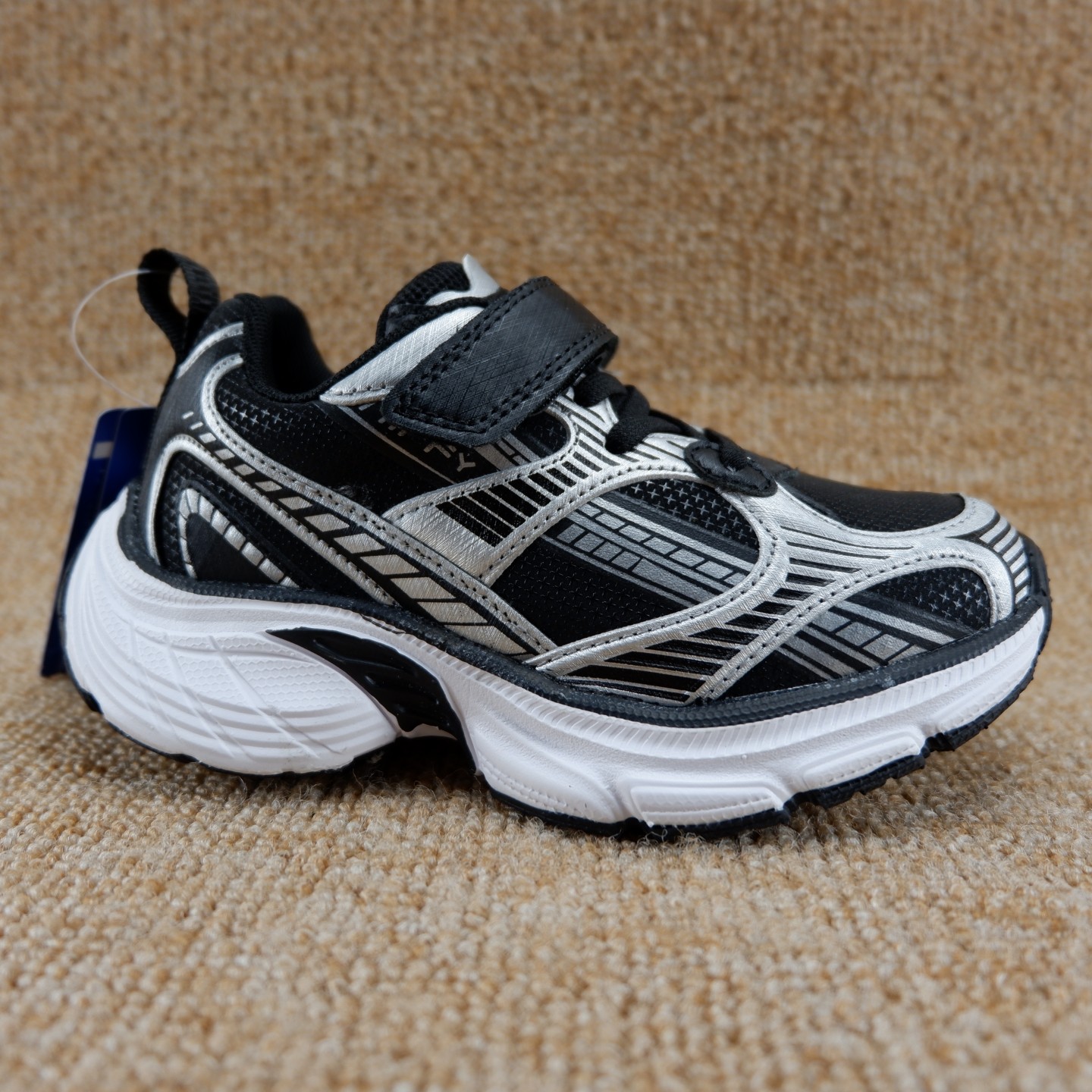 商场专柜儿童鞋男小童春秋季舒适防水休闲鞋26-30码轻便运动鞋