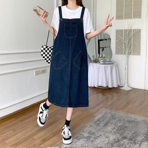 Actual shooting of the new Hong Kong style dress in summer 2022 women's loose and thin medium and long denim strap skirt