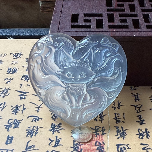 天然岫玉九尾狐吊坠保真通透聪明