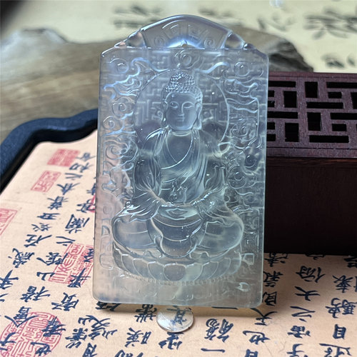 天然岫玉精雕阿弥陀佛吊坠保真