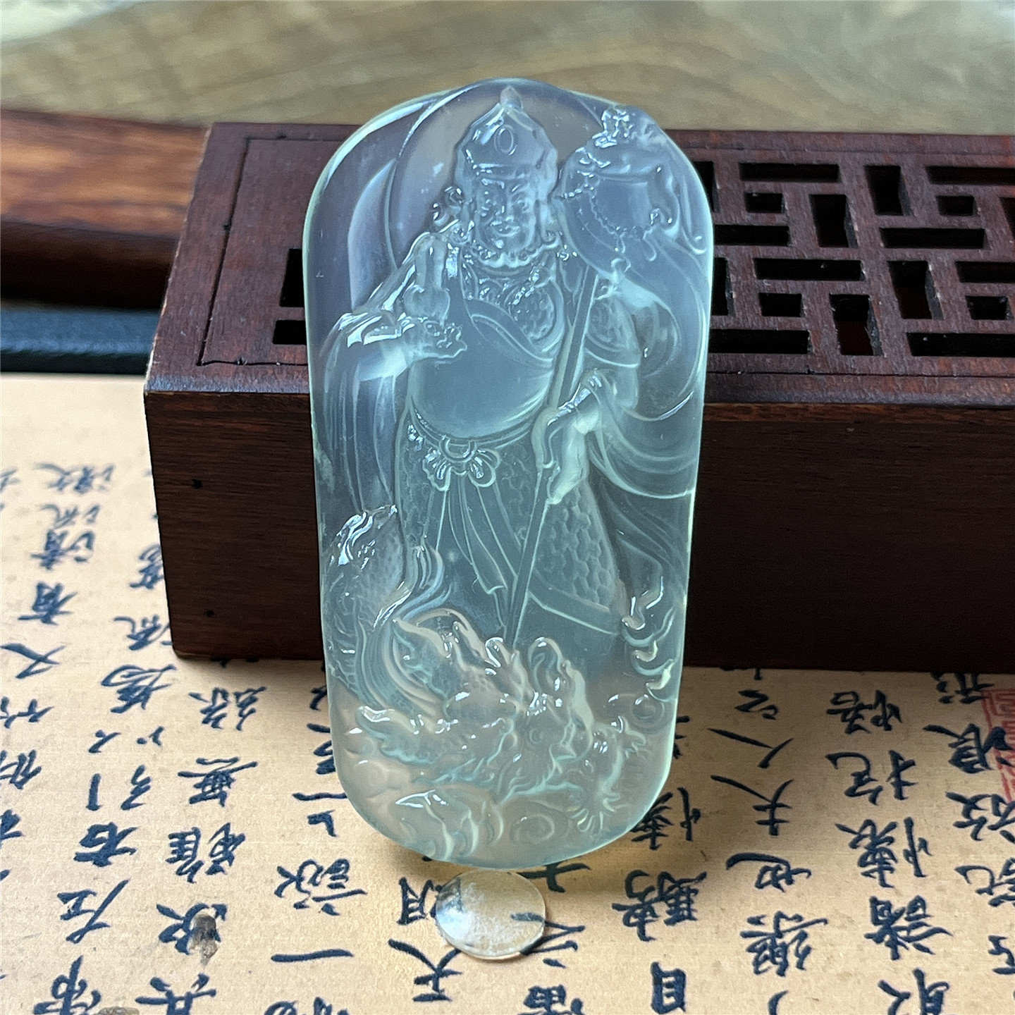 天然岫玉多宝天王吊坠保真精雕仿古人物随形玉石挂件礼物男女玉坠