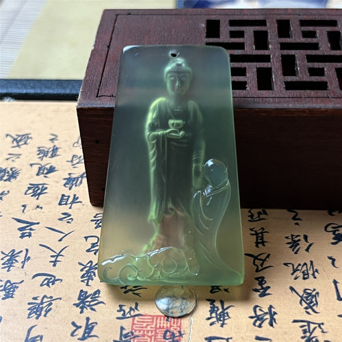 天然岫玉大日如来吊坠保真绿色