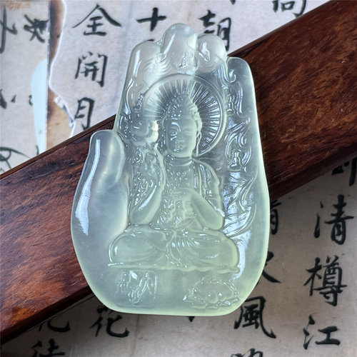天然岫玉大势至菩萨吊坠保真精雕