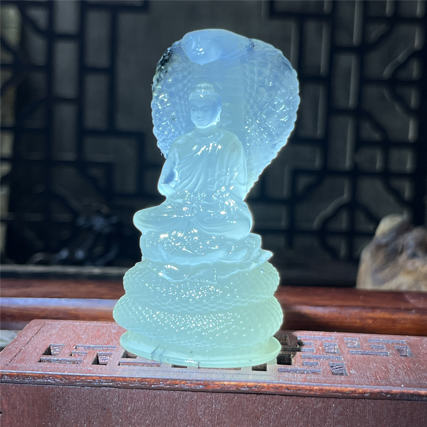 天然岫玉释迦摩尼精工摆件通透冰料古风玉器人物仿古收藏级别礼物