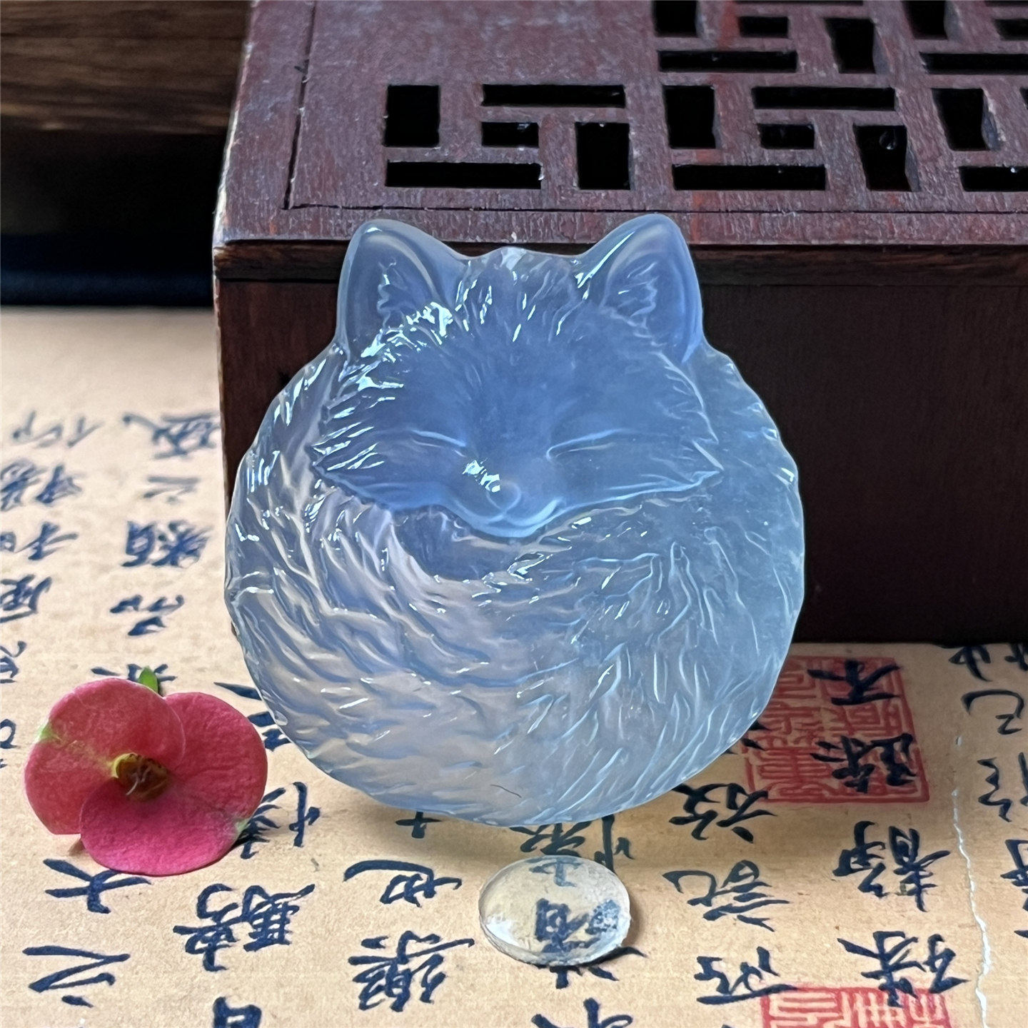 天然岫玉小狐狸吊坠聪明伶俐可爱精雕玉坠通透高冰种玉石挂坠礼物