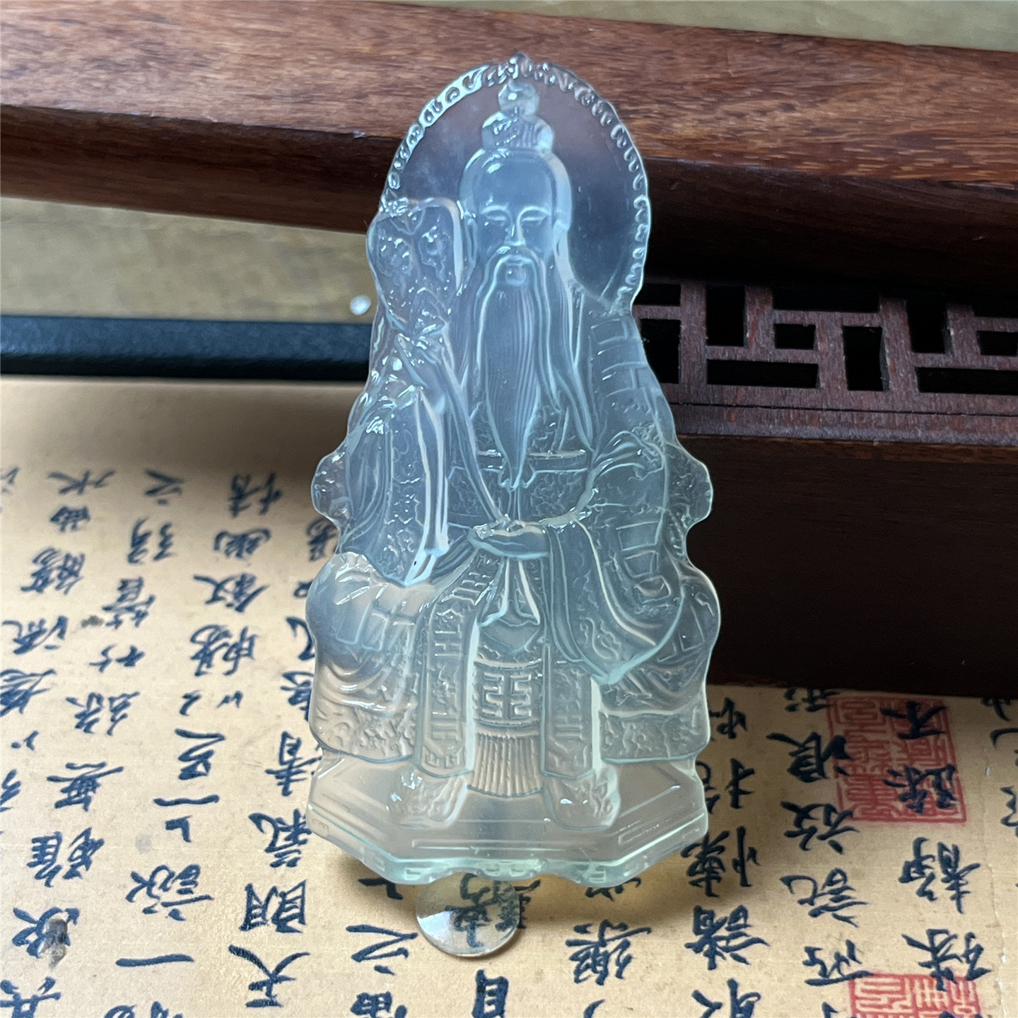 天然岫玉冰种道德天尊吊坠保真通透精工人物玉石挂件产地直发男女