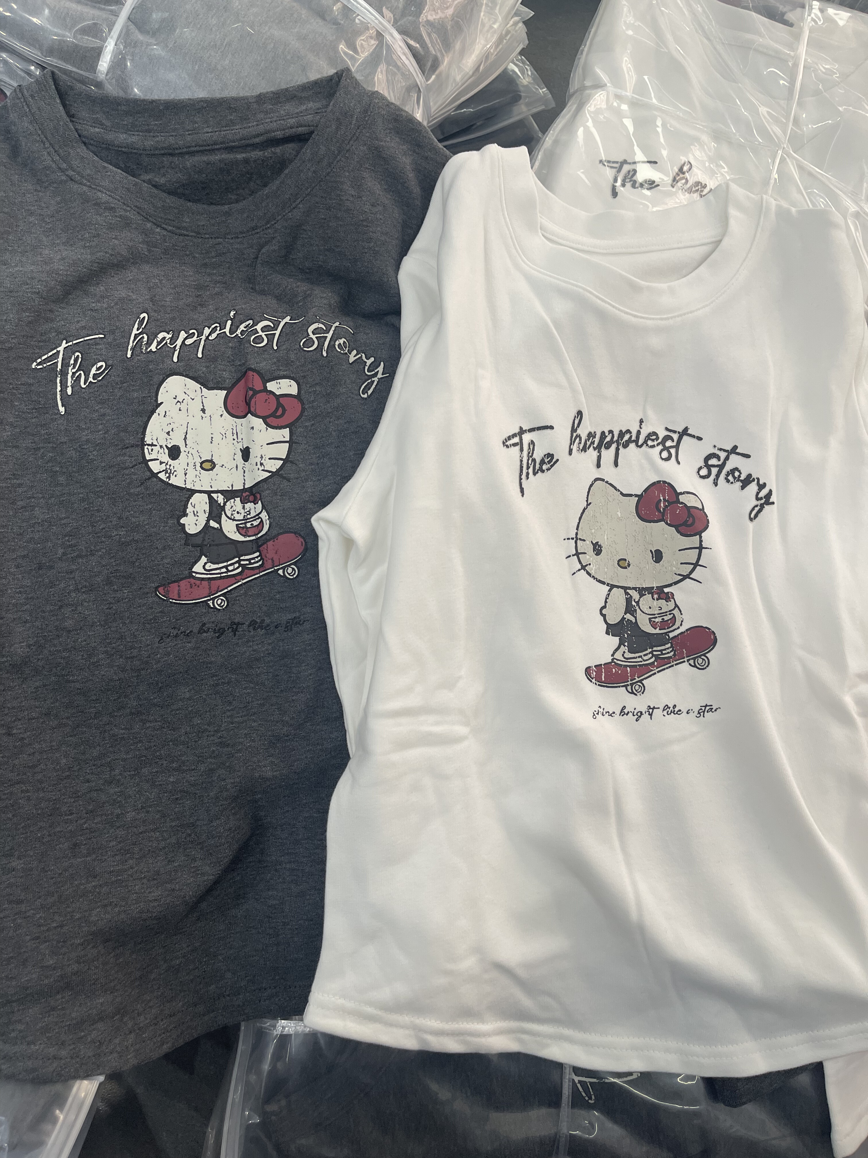 秋季新款磨毛减龄圆领长袖T恤女百搭显瘦加厚上衣