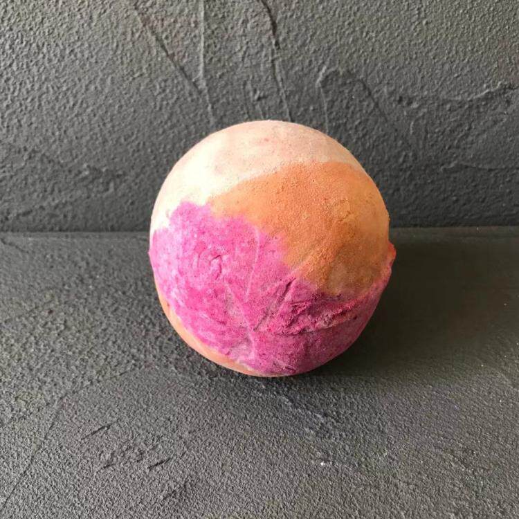 现货 英国采购 Lush 原宿风情 Harajuku 泡澡球气泡弹
