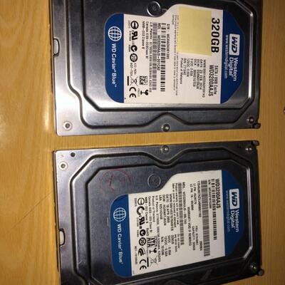 ●GeFeng●WD西部数据320GB台式机SATA 3.5寸硬盘WD3200AAJS