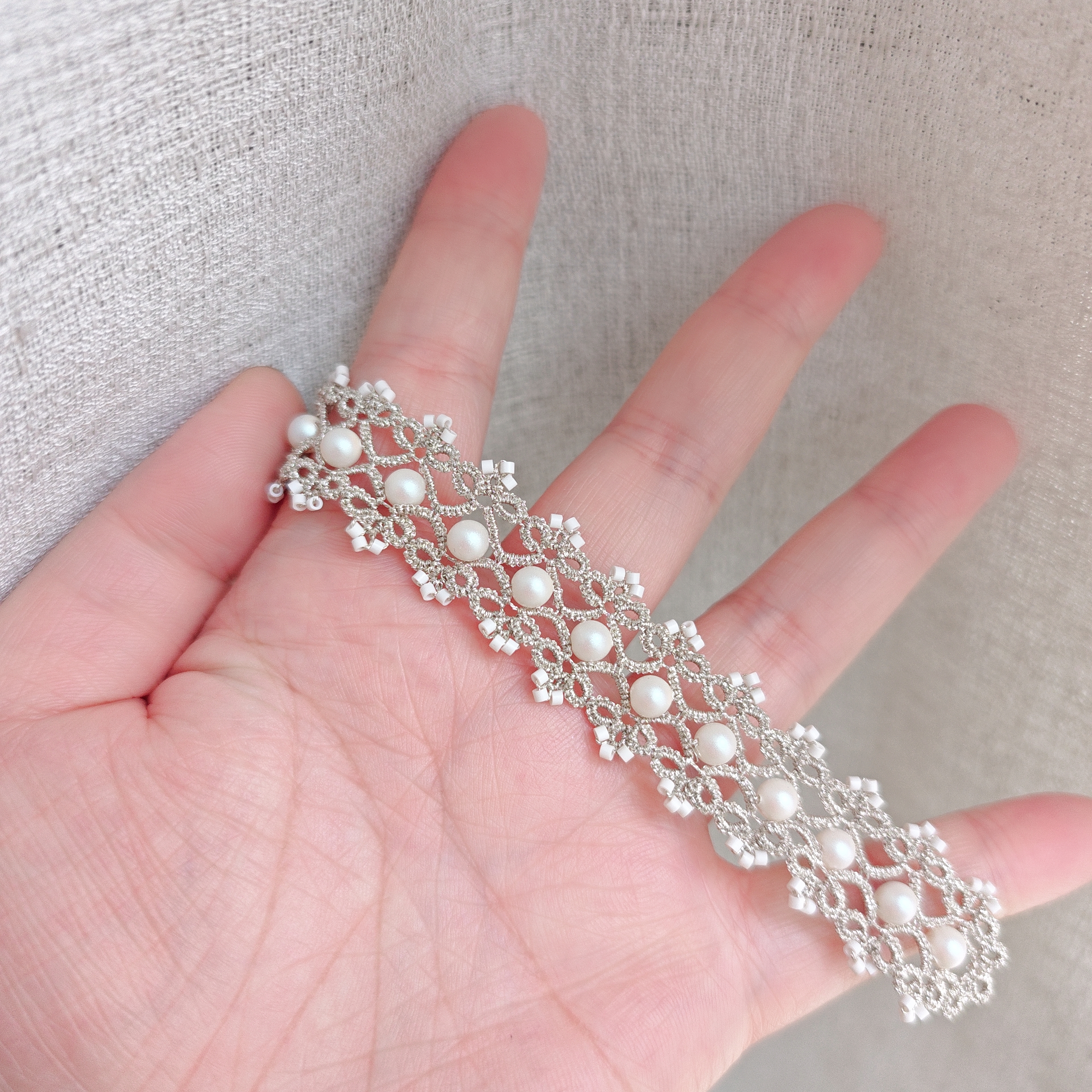 手工梭编蕾丝手链珍珠蕾丝梭编简约xhs同款