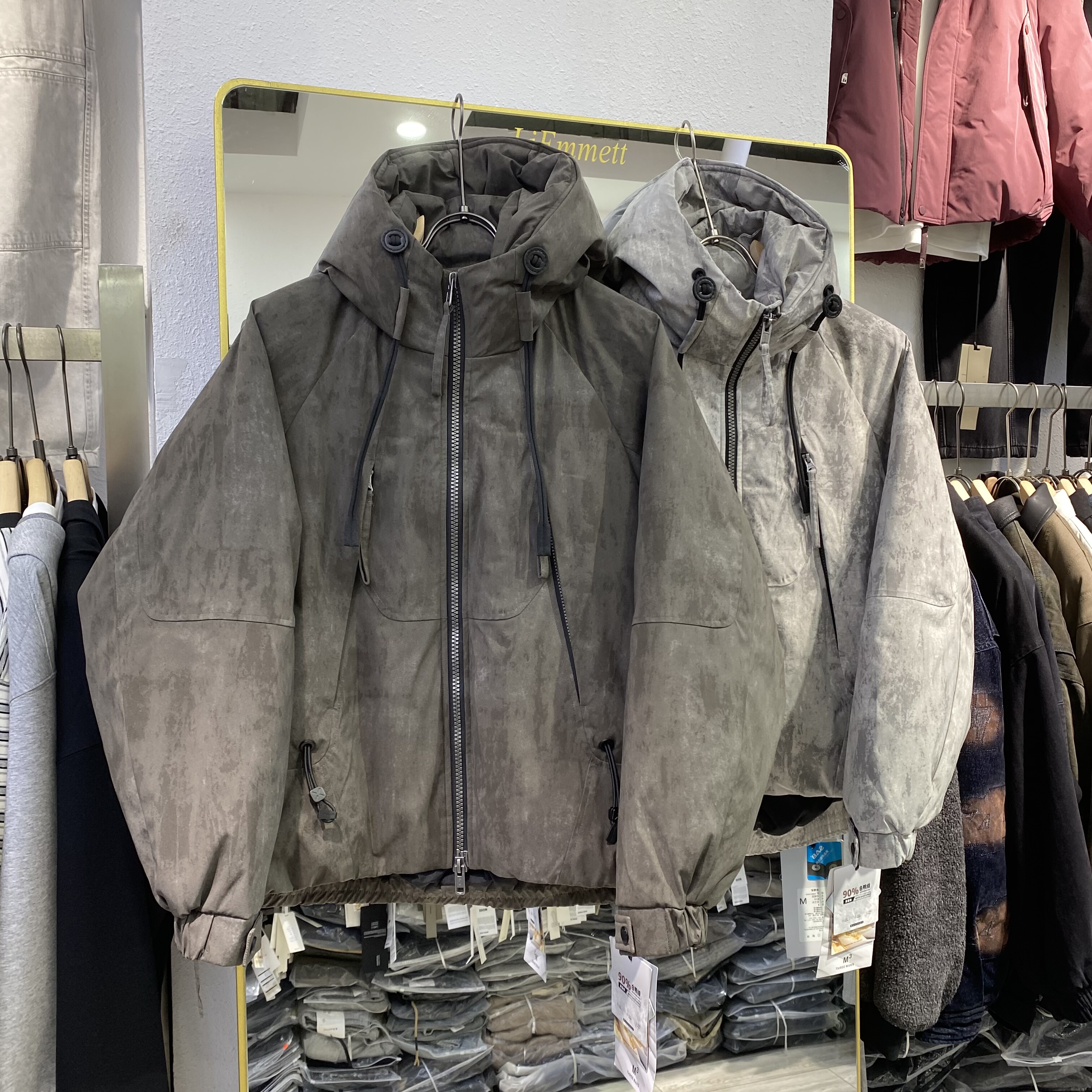 M3原版潮牌冲锋衣复古水墨画90白鸭羽绒服男休闲连帽保暖工装外套