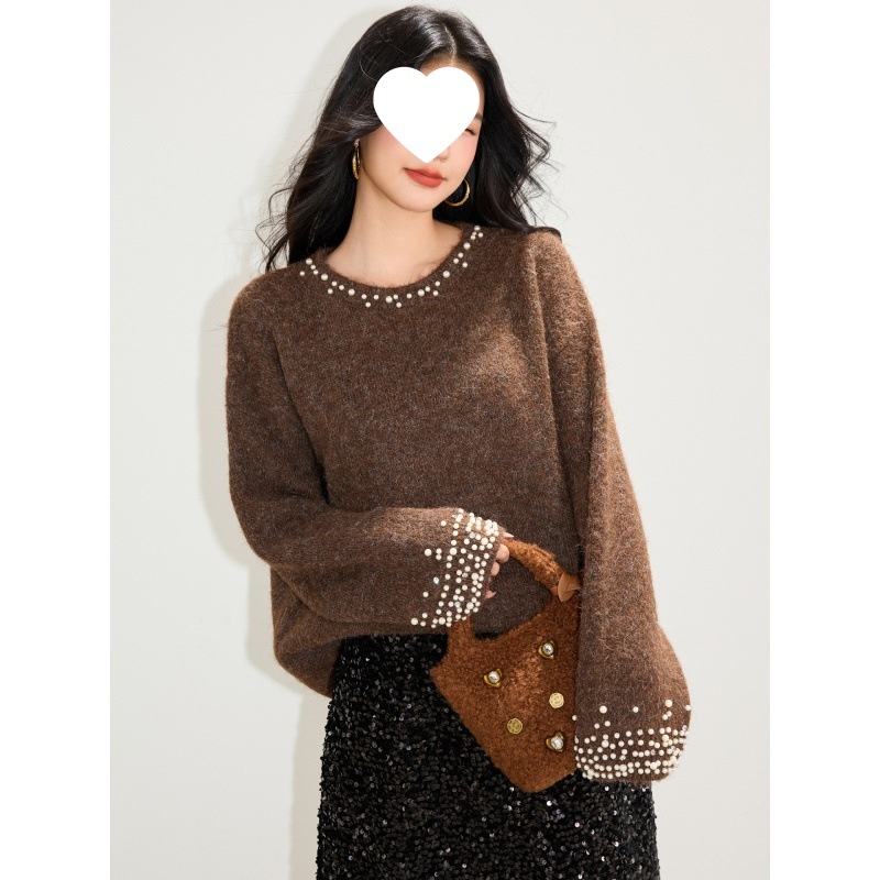 2025法式重工钉珠针织打底衫女秋冬小香风设计感毛衣内搭洋气上衣