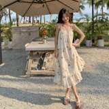 海边度假风碎花吊带连衣裙女2025夏季新款法式超好看气质绝美长裙，女装连衣裙，2C207
