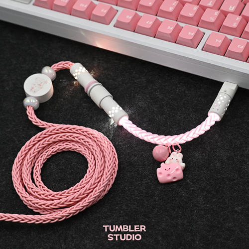 Tumbler studio粉萌兔主题单晶铜航插线发光航插线磁轴键盘线