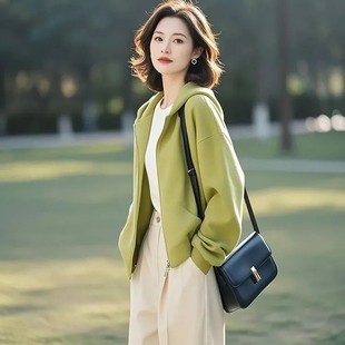 2026超火小个子设计感百搭高级小众不撞款绿色卫衣外套女早春新款