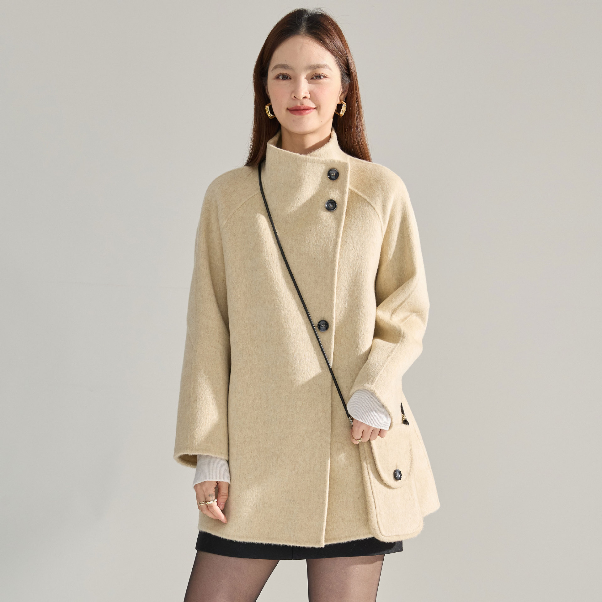 可脱御包包中长款双面呢大衣设计