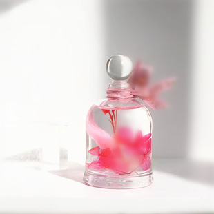 宇兮YUXI新款香薰瓶75ml吊钟型晶白料玻璃香薰瓶香水喷雾瓶