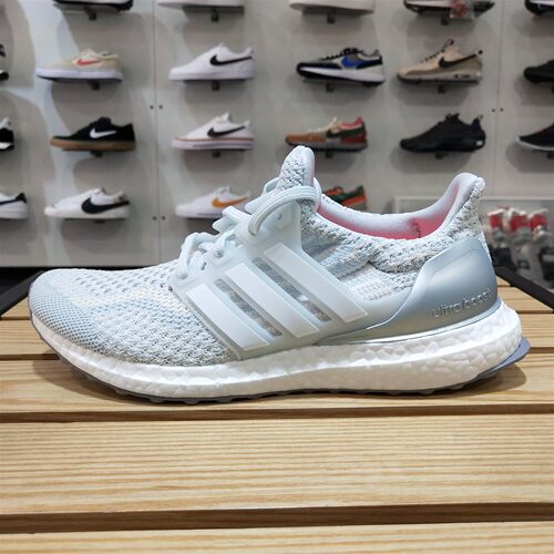 阿迪达斯女鞋ULTRABOOST 跑步鞋FY0396 GY0314 HQ1851 HQ4206